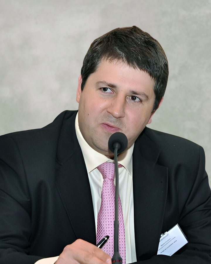 Dr. Marat Terterov